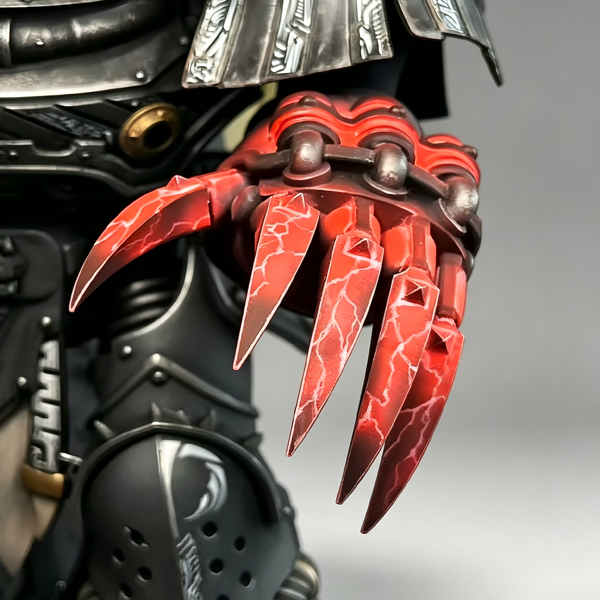 Carcharodons Cataphractii Terminator - 1/18 Custom (Dual Crimson Lightning Claws & Shark Maw Armor)