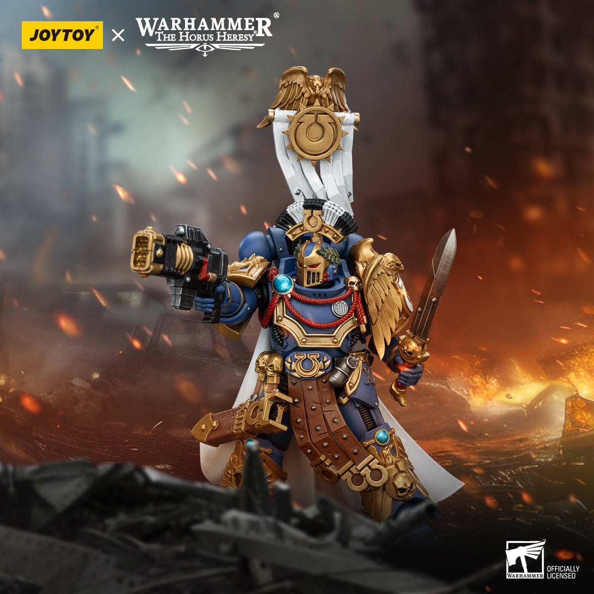 JOYTOY Warhammer The Horus Heresy - Ultramarines Legion Praetor with Power Sword and Volkite Serpenta