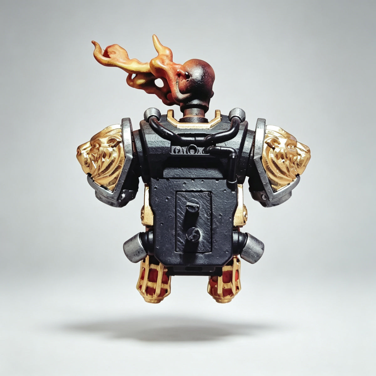 Custom Space Marine Backpack - Flaming Skull & Lion Heads