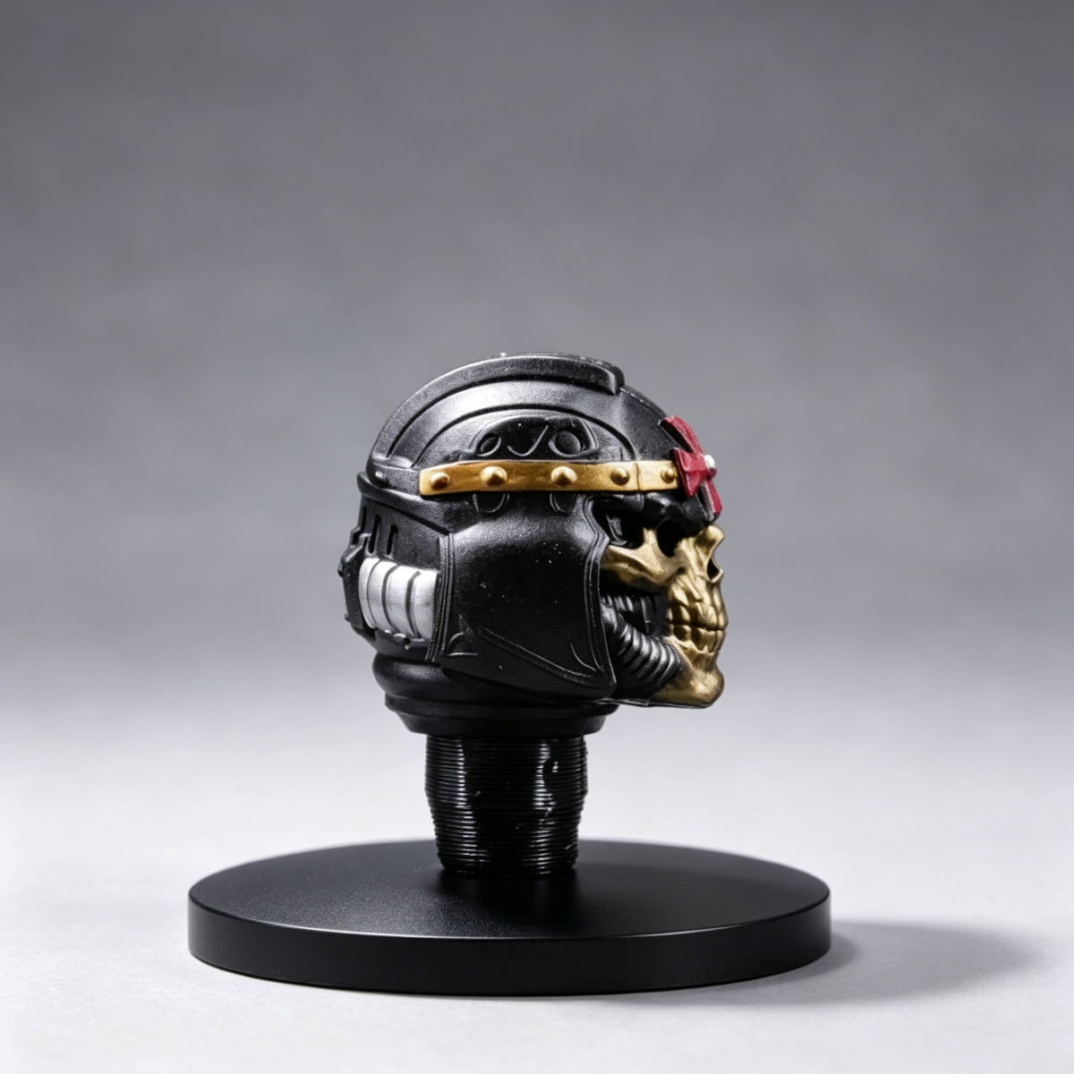 Custom Black Templars Helmet - Gold Skull & Red Cross