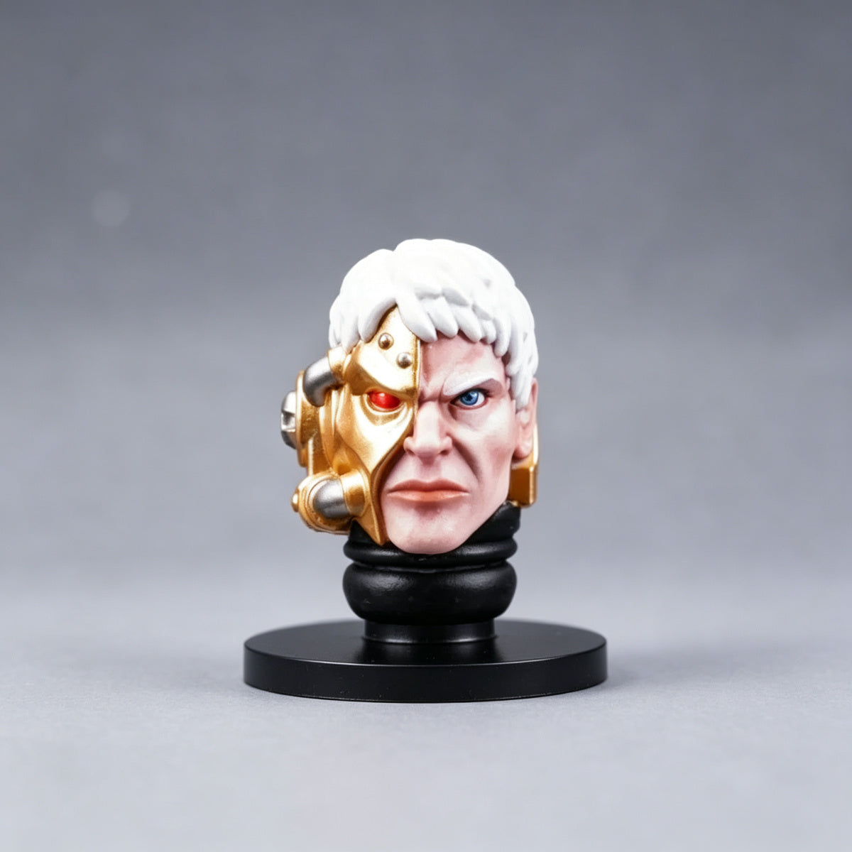 Custom Black Templars Head Sculpt - Gold Bionic Eye & White Hair