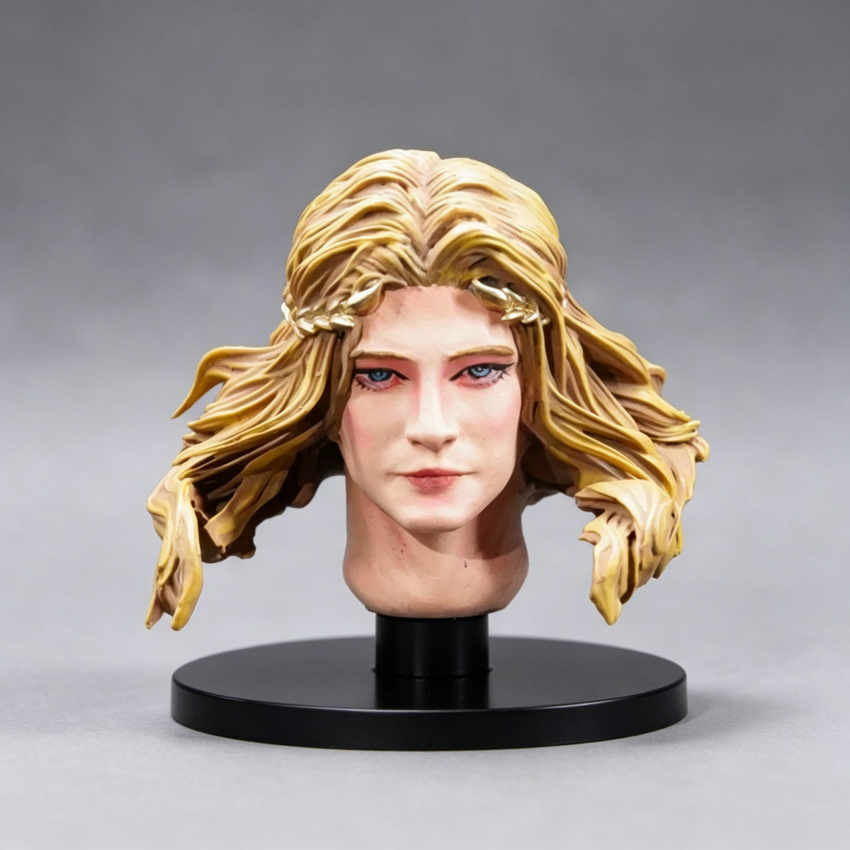 Custom Sanguinius Primarch Head Sculpt - Golden Hair & Laurel Circlet