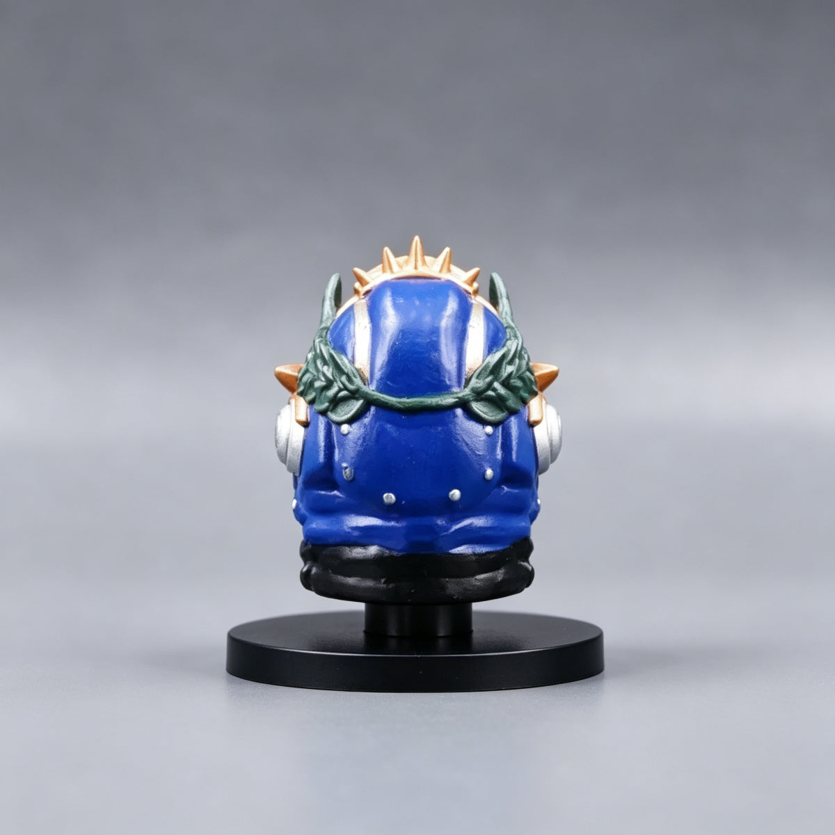 Custom Roboute Guilliman Primarch Helmet Head Sculpt - Eagle Mask & Iron Halo
