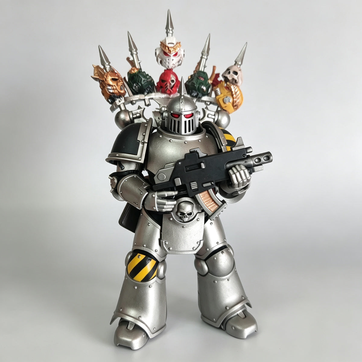 Custom Chaos Space Marine Power Pack with Trophy Spikes - 1/18 Action Figure Upgrade