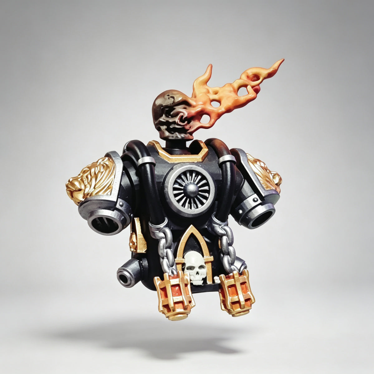 Custom Space Marine Backpack - Flaming Skull & Lion Heads