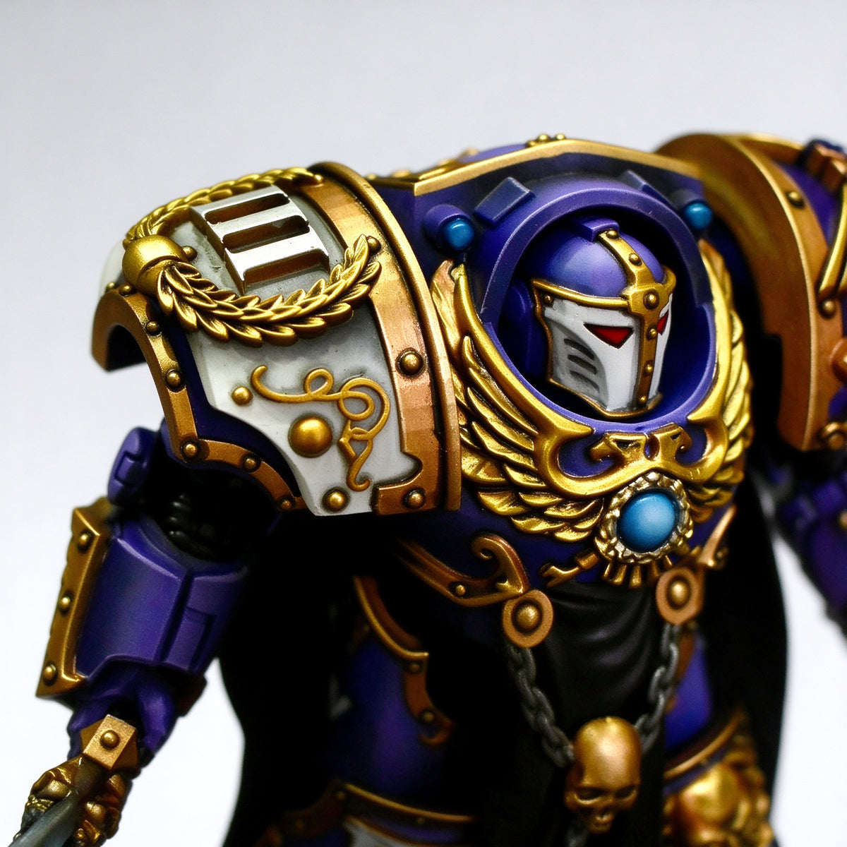Custom 1/18 Emperor's Children Phoenix Guard Champion Tartaros Terminator (Sword & Lightning Claw)