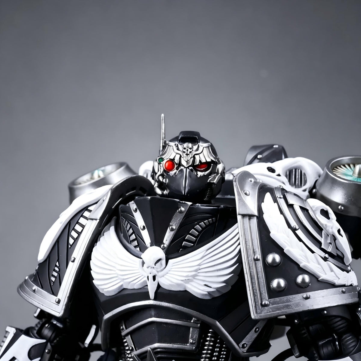 Custom Corvus Corax Helmet - Cybernetic Raven Visor
