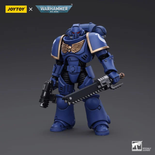 JOYTOY Warhammer 40,000 - Ultramarines Outriders Brother Catonus