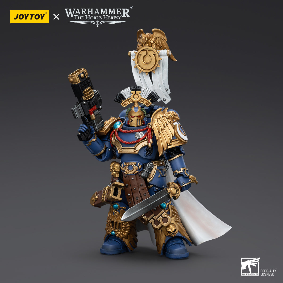 JOYTOY Warhammer The Horus Heresy - Ultramarines Legion Praetor with Power Sword and Volkite Serpenta