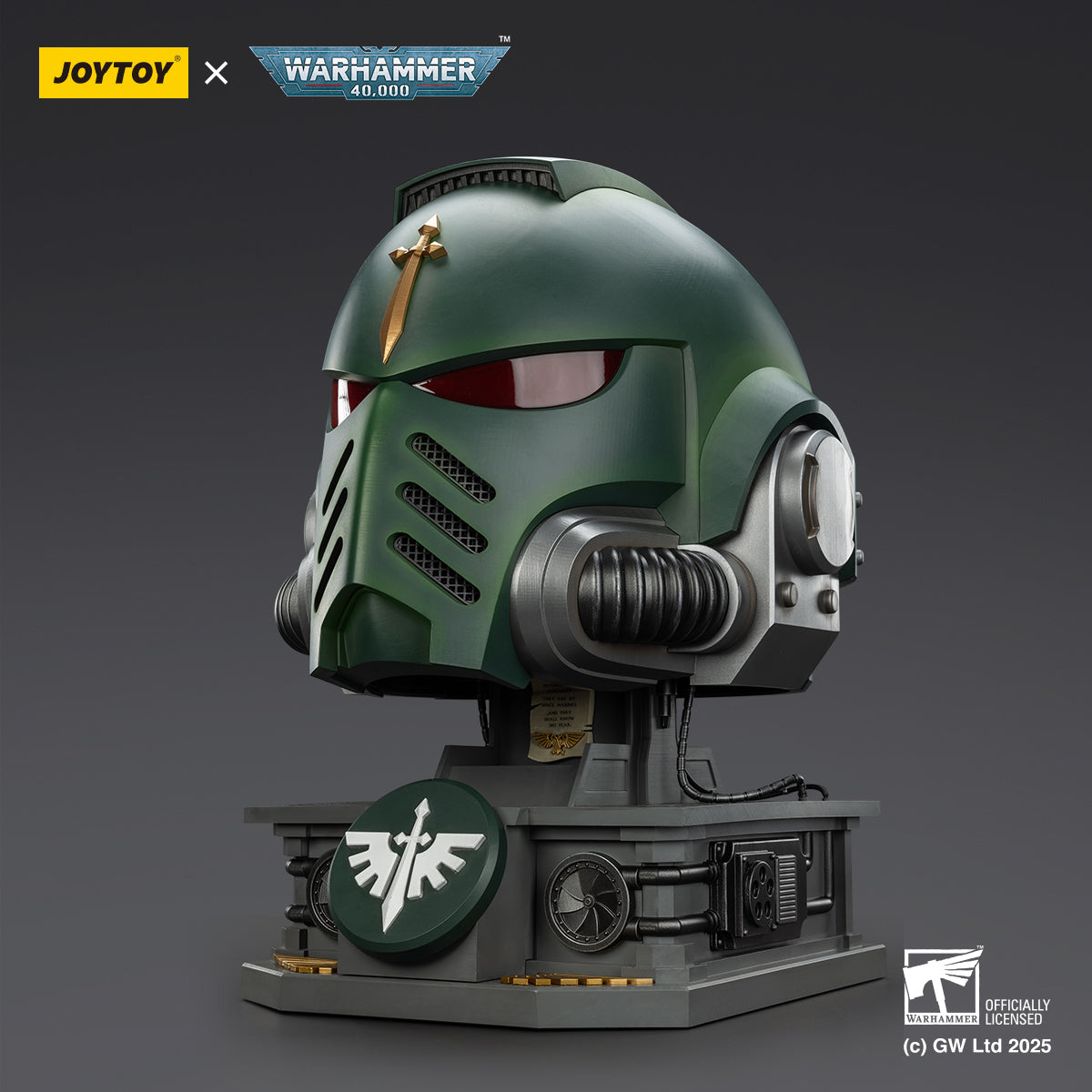 JOYTOY Warhammer 40,000 - Dark Angels MkX Helmet & Display Stand